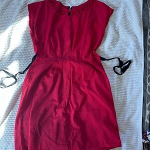 Elegant Red Sleeveless Dress